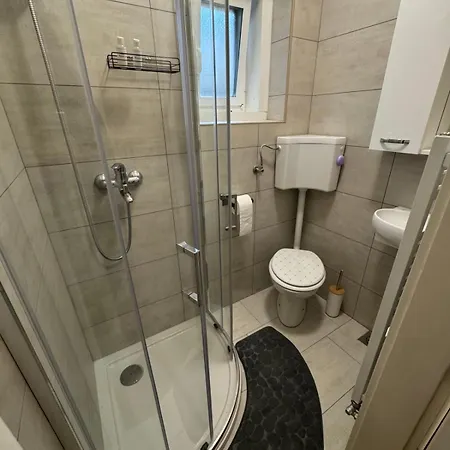 Siju Loft Bed 포스토이나